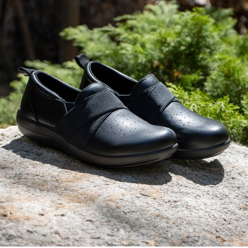 Savvie Black Smooth Professional Shoe 2VV46J385Alegria